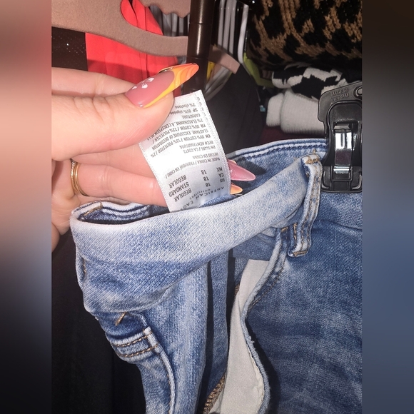 ⚘️Nwot AMERICAN EAGLE Dream Patched Curvy High-Waisted Jegging 18 - Picture 4 of 8